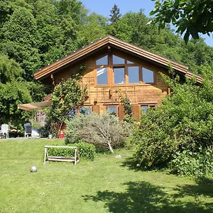 Holzhaus Im Gruenen , Passau Duitsland